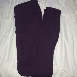 LULU LEMON PURPLE LEGGINGS